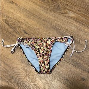 Floral bathing suit bottoms